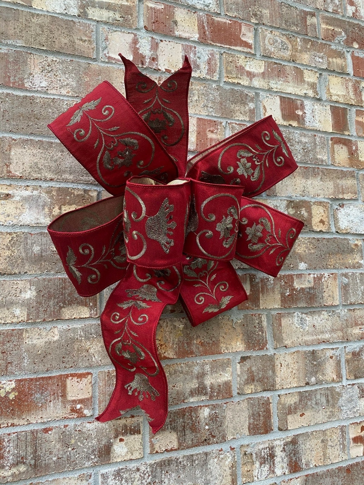 18"Bow red and green embroidered ribbon