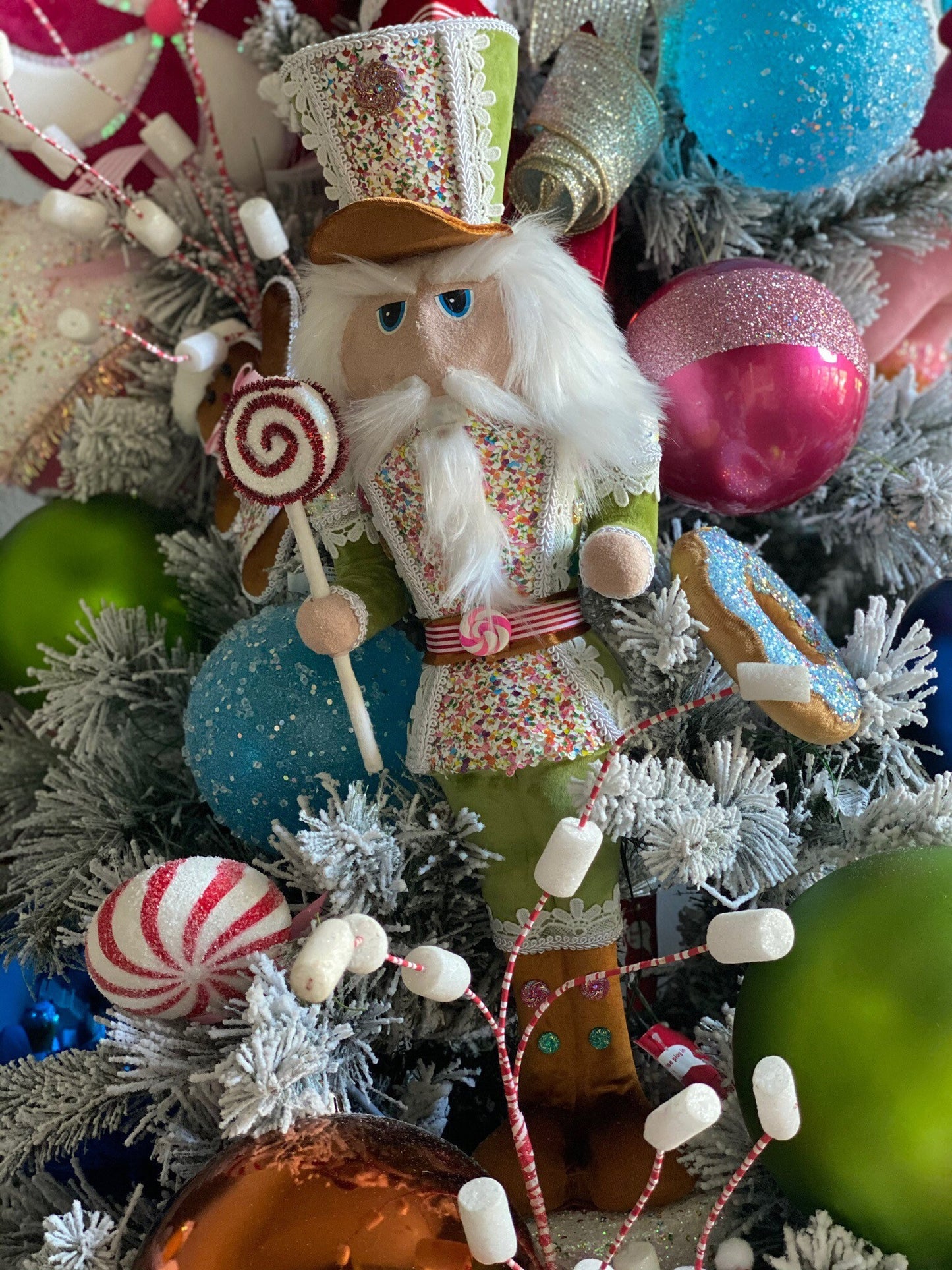 25” Nutcracker in green*