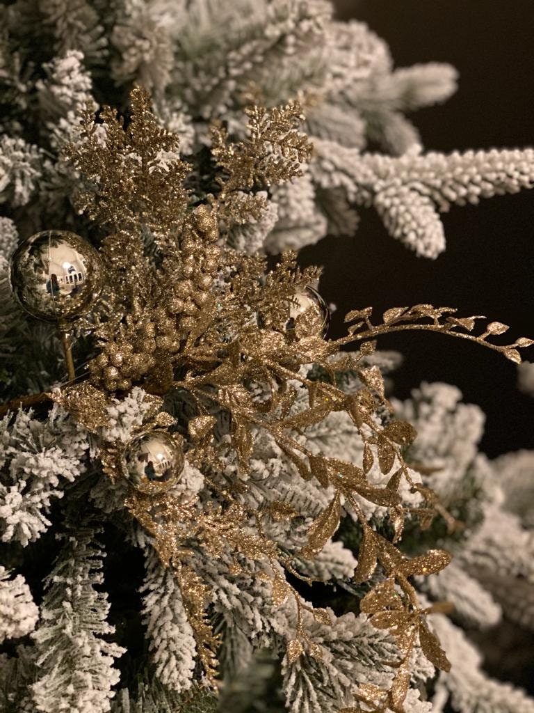 18"glitter smilax/berry/fir vp ball spray champagne