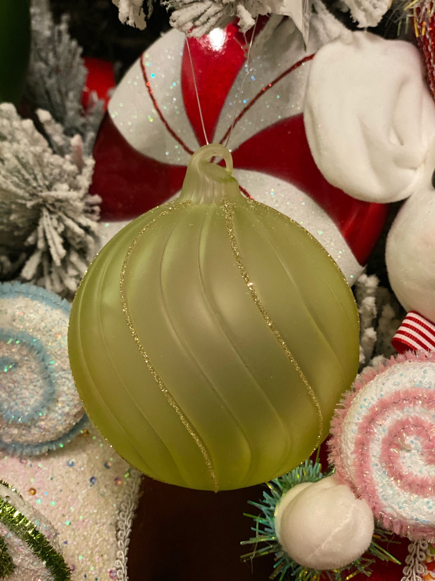4-5.5"Frost Glass Ball Set of 2