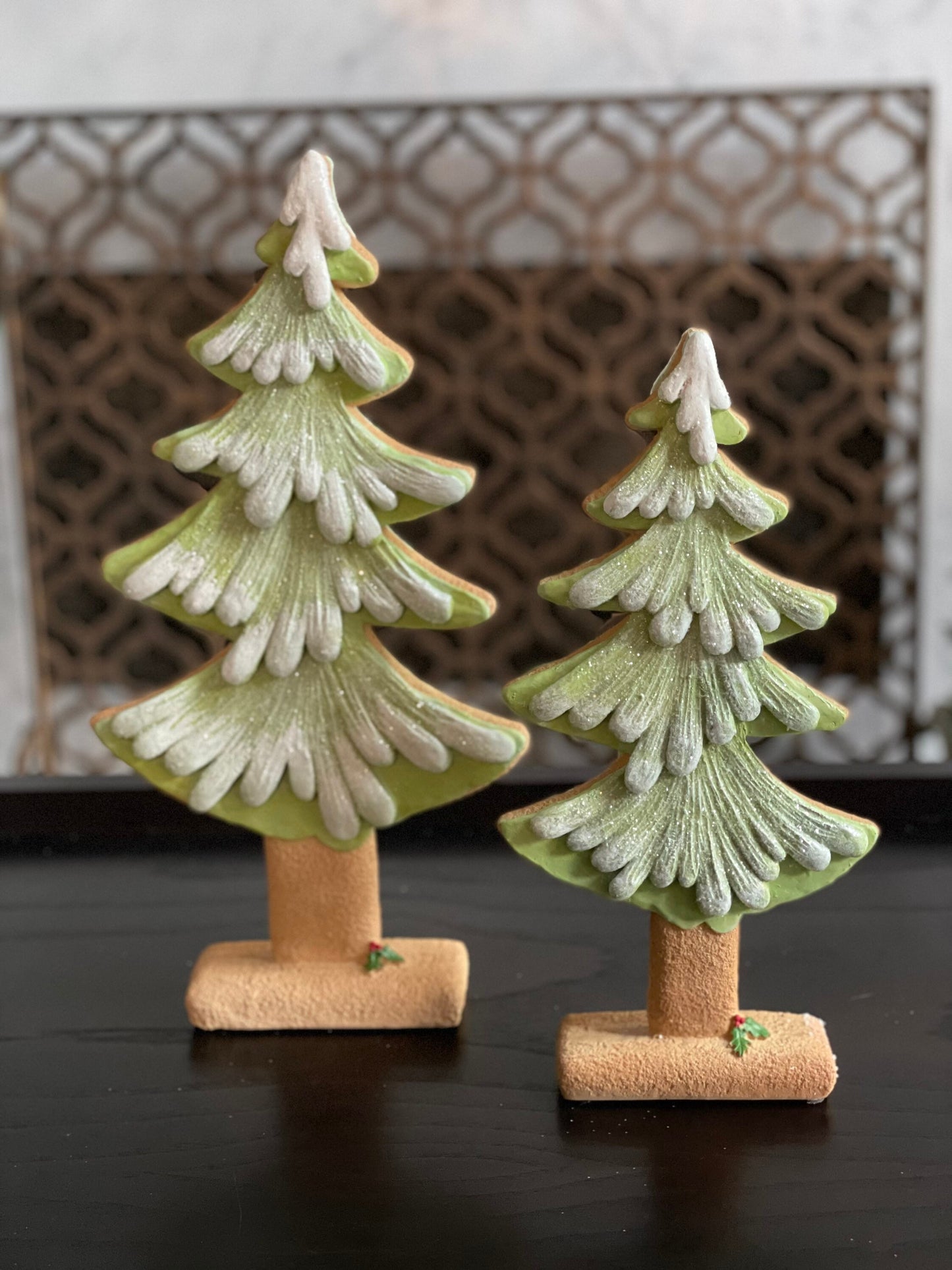 15.5" Green gingerbread Snowy cookie tree. set of 2. Resin.