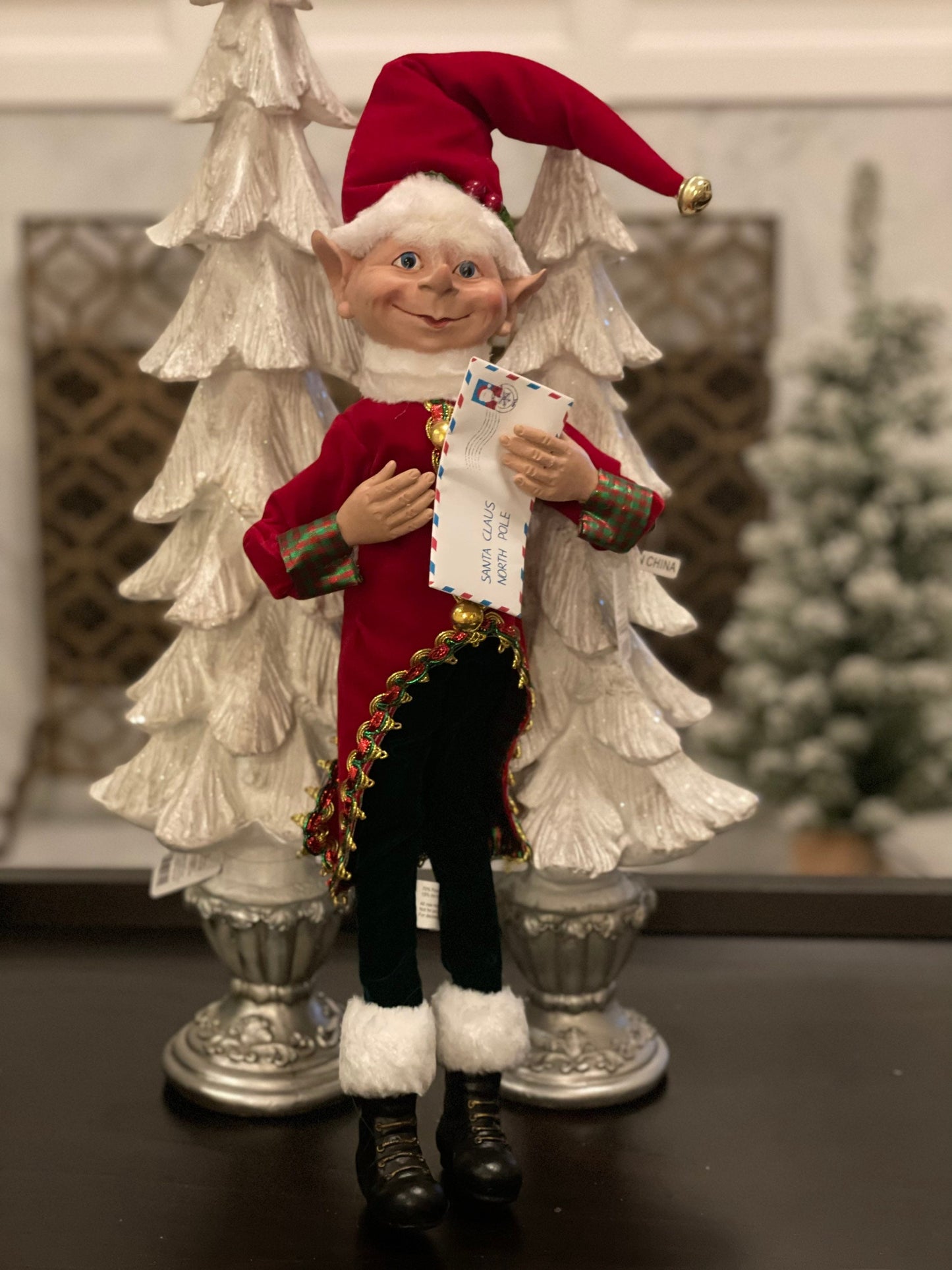 18” Elf with letter velvet. Posable.*