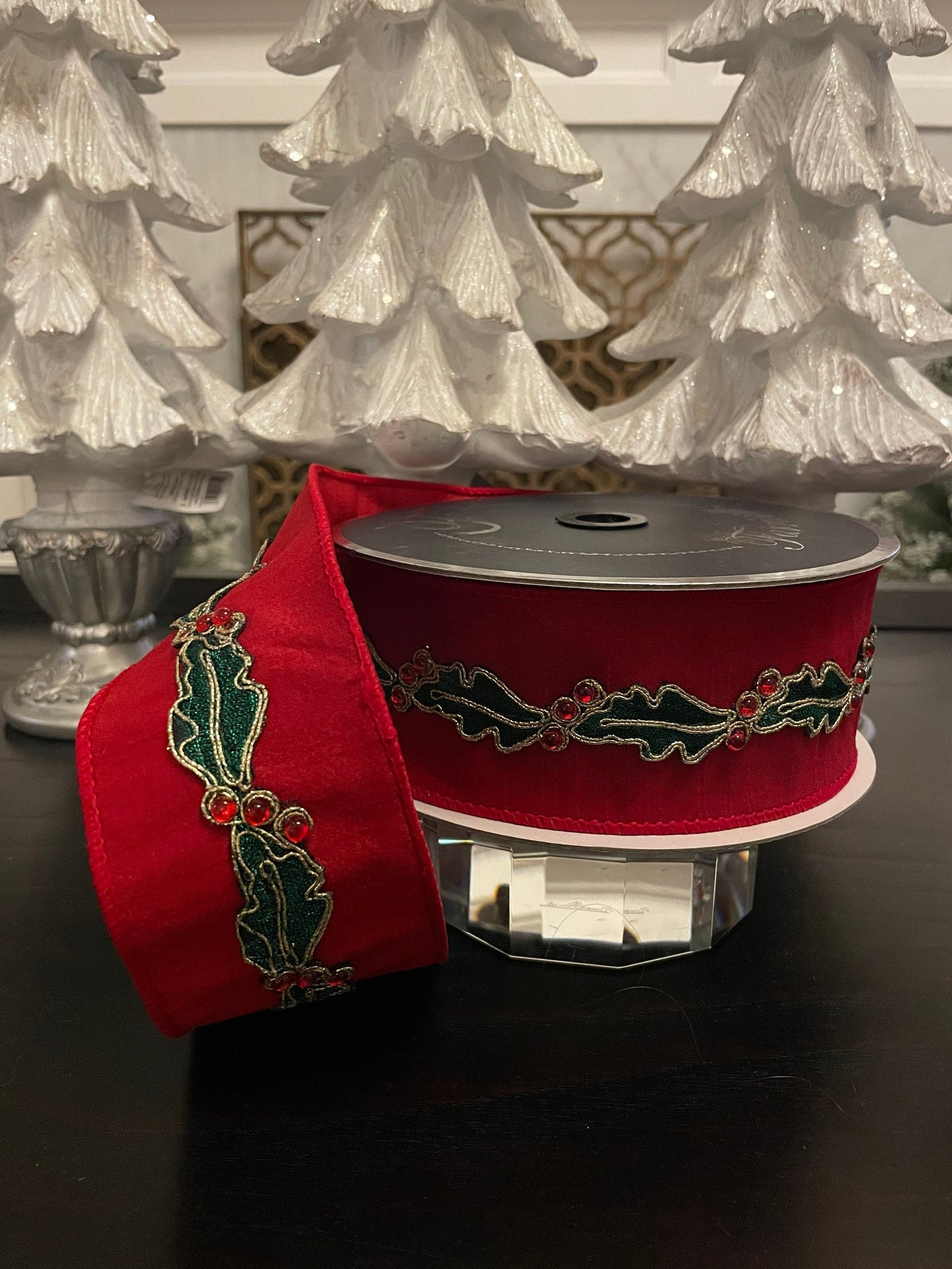 Holly border red ribbon. 2.5”x 10 yards. Wired.*