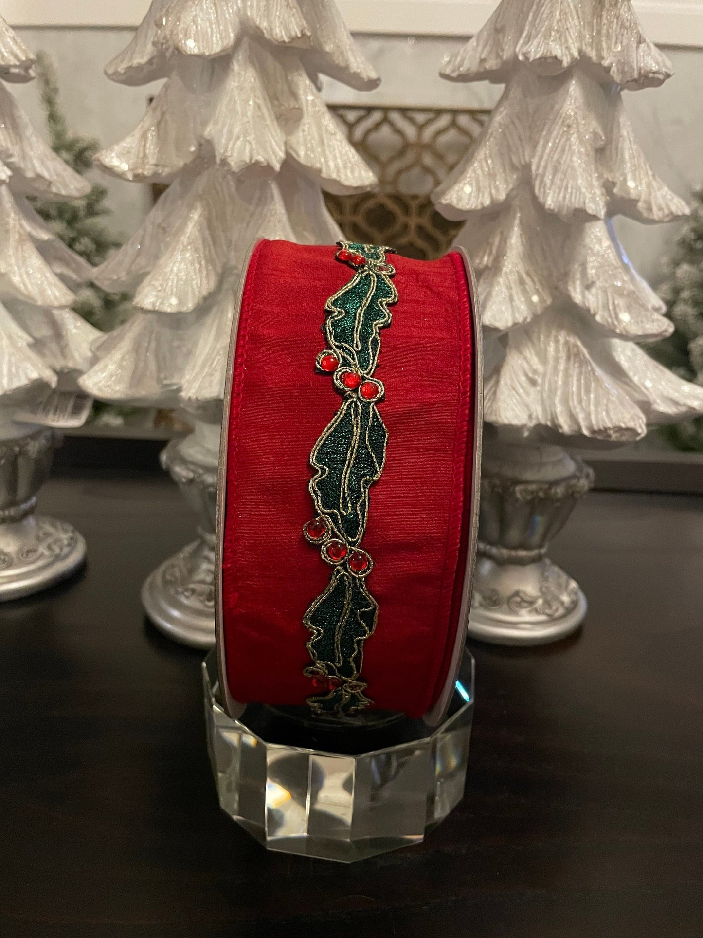 Holly border red ribbon. 2.5”x 10 yards. Wired.*