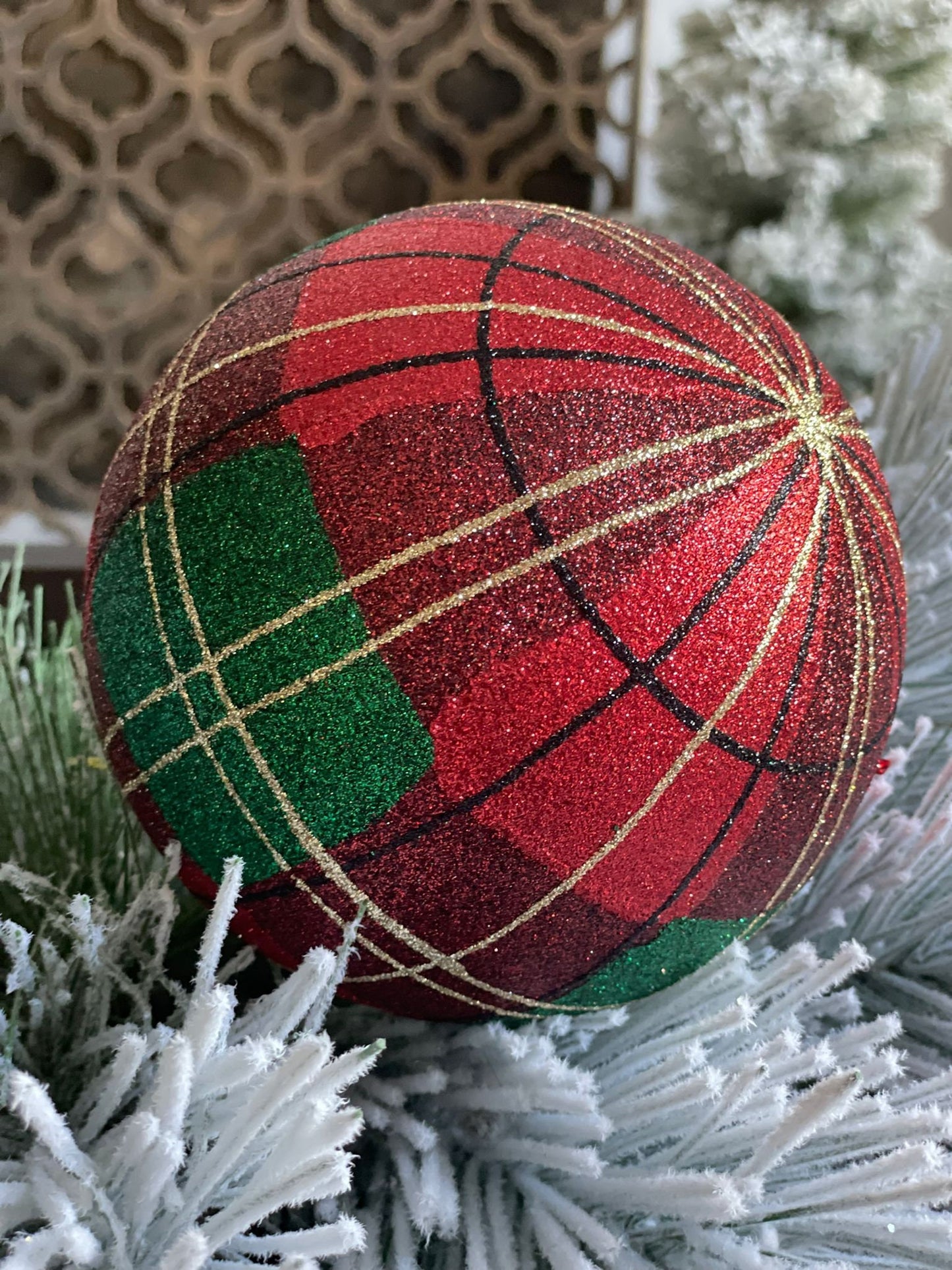 SET of 2. 140mm vp glitter plaid ball ornament box.*