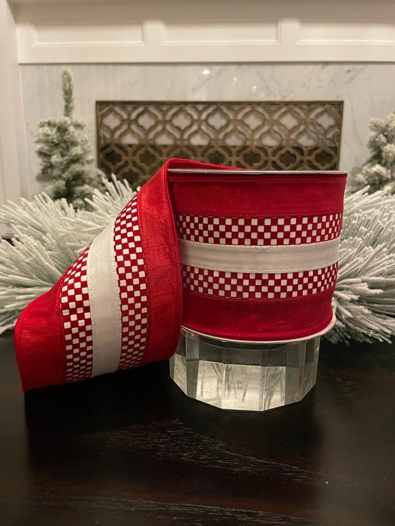 4x10 yards pixie checks red and white.