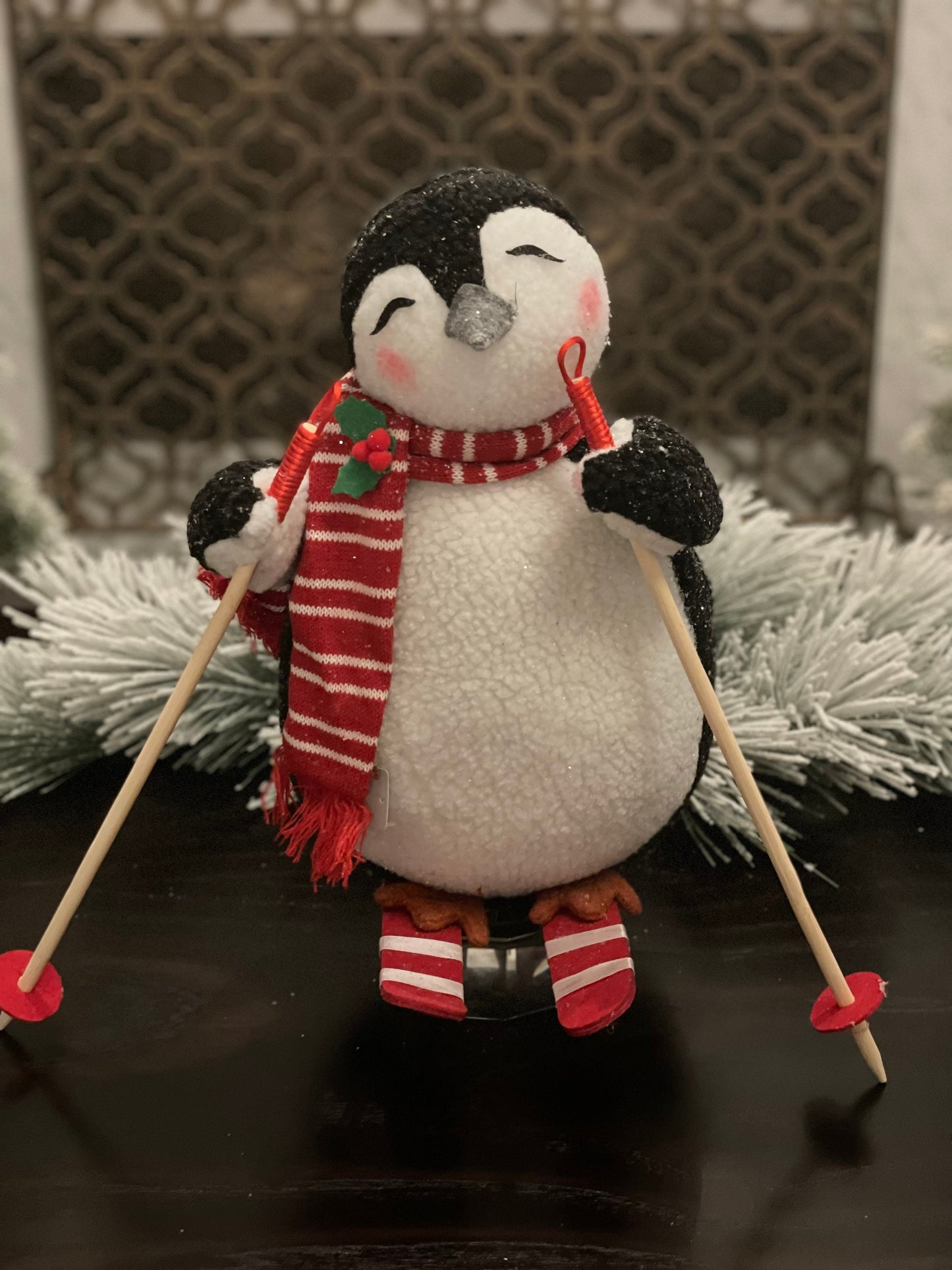 15.75" Skiing penguin set of 2.