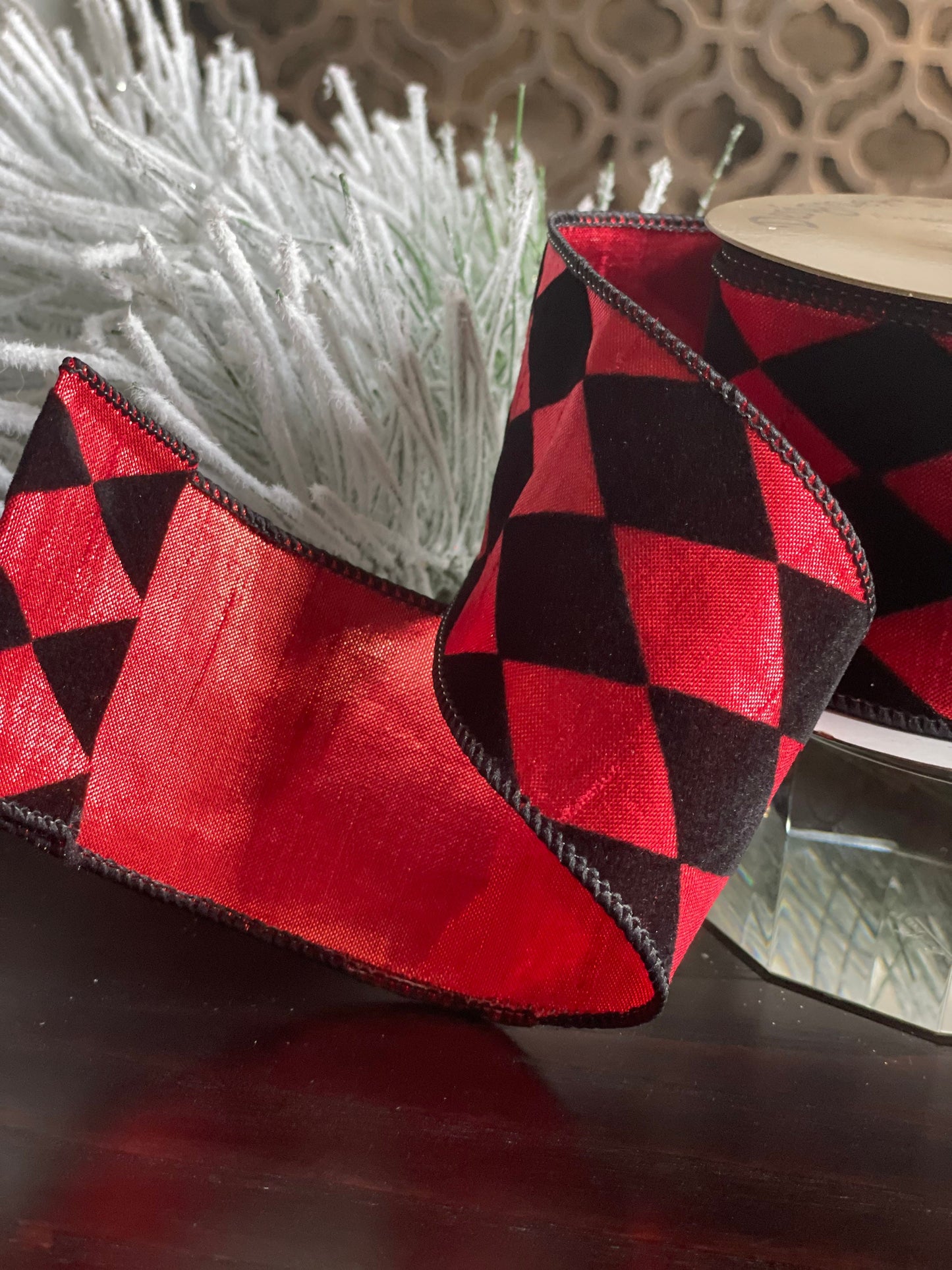 2.5x10" yds. diamond ribbon. Black velvet diamonds. Black and red.