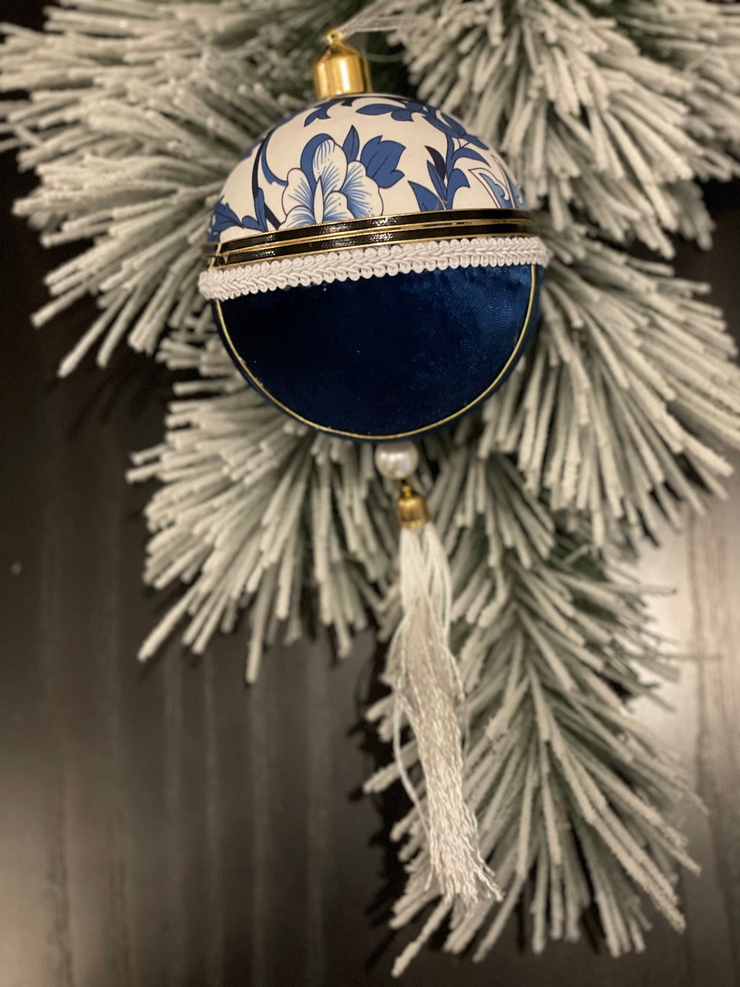 6” Ball ornament white and blue