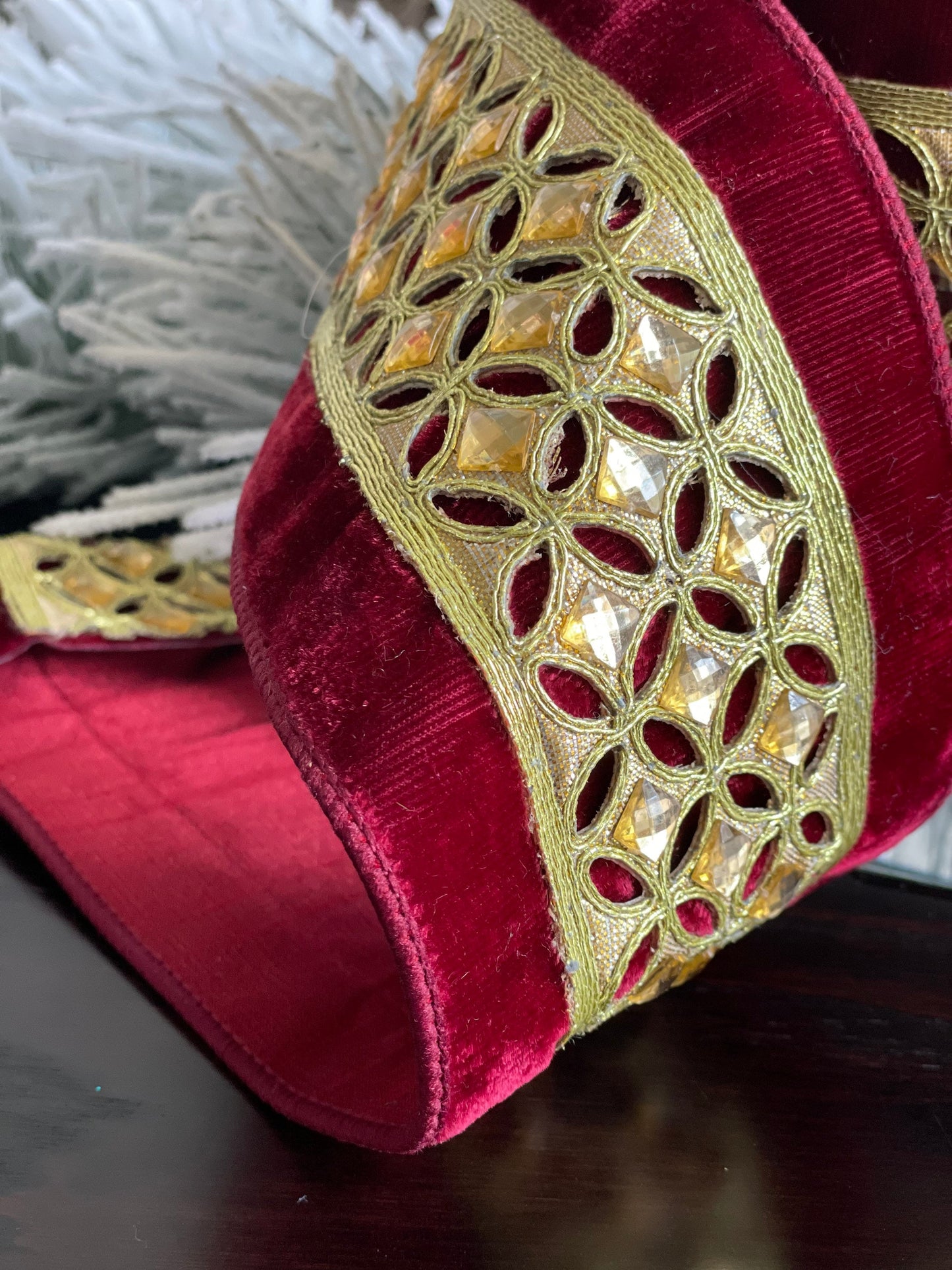4"x5 yards velvet jeweled diamond lace. Ruby gold.