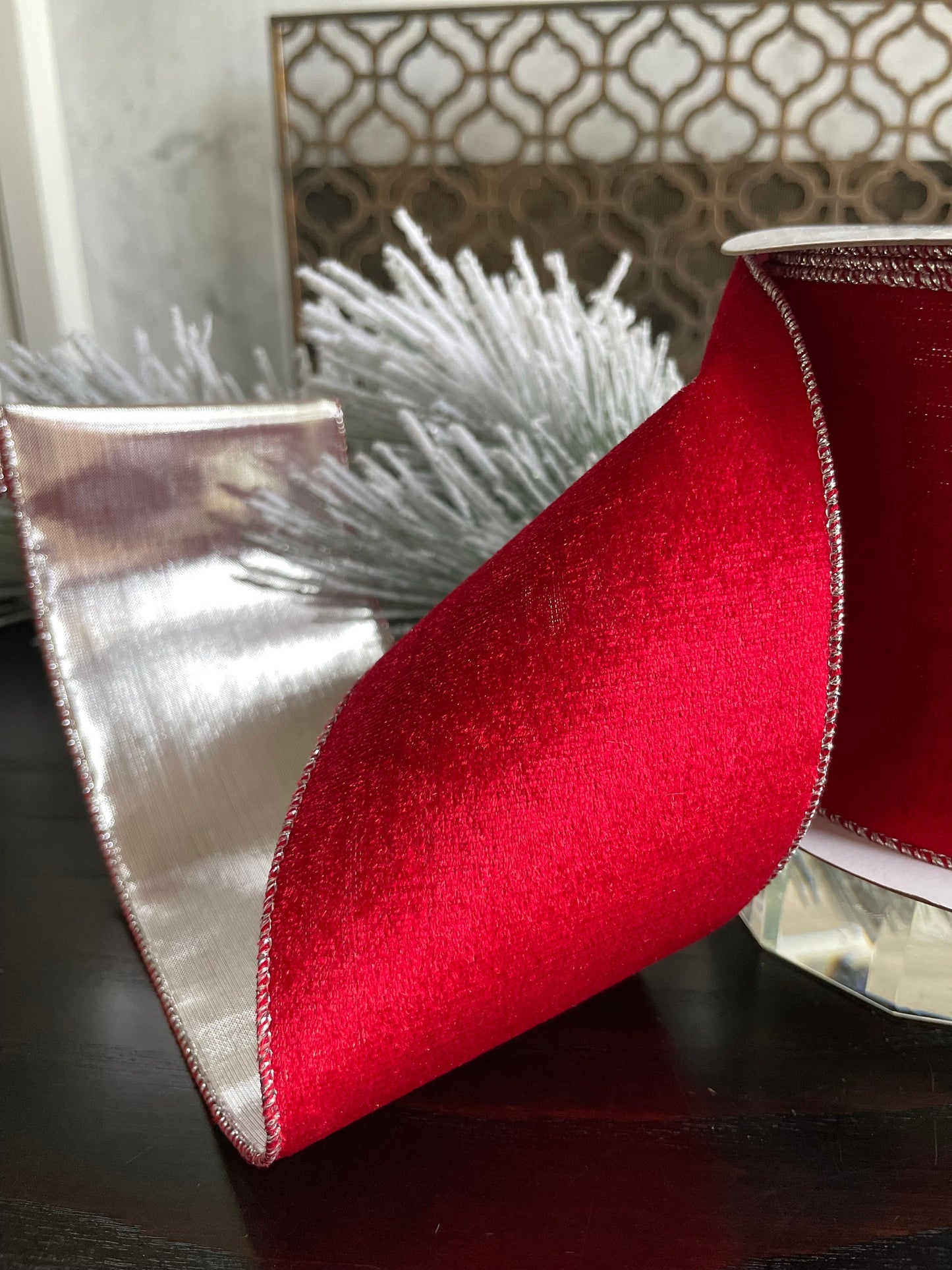 4” x 10 yds. Red velvet and silver back ribbon. Wired. Regency.
