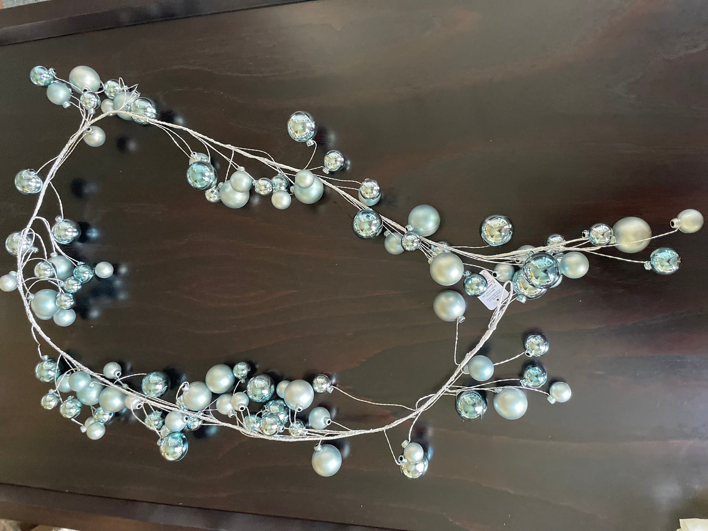 6’ Winter blue ball garland.