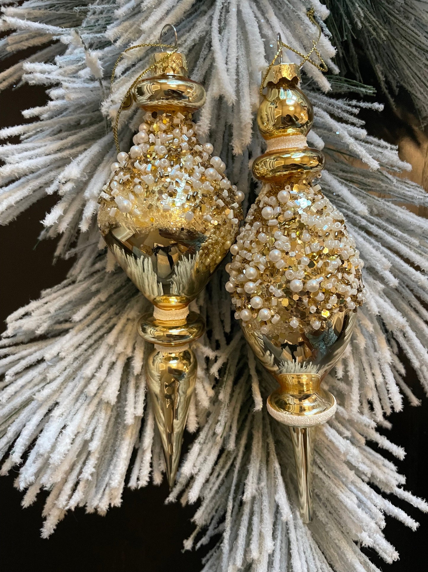 Set of 2. 9” Pearl beaded finial glass ornament. Glass. Gold.