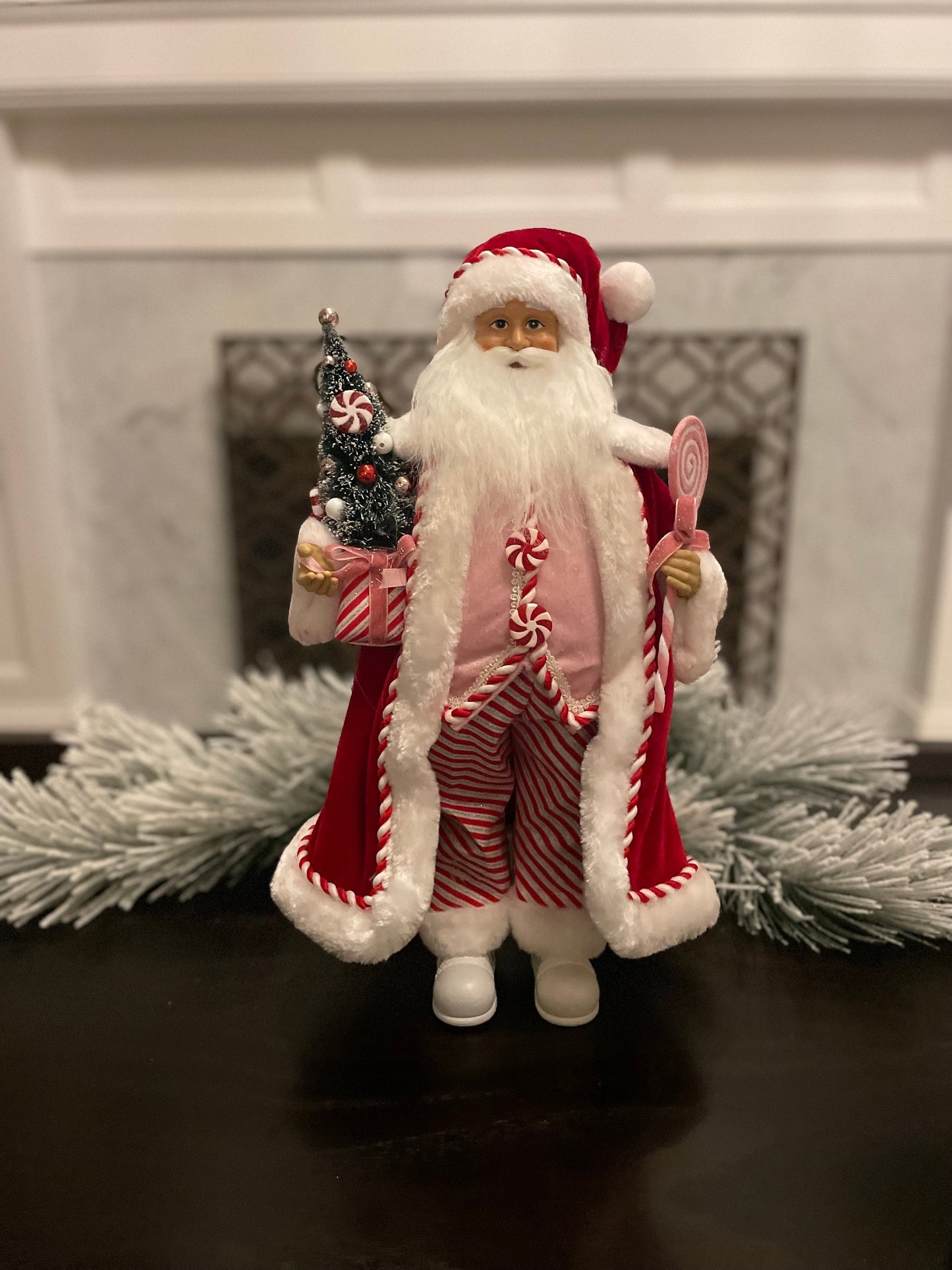 18" Peppermint Swirl Santa.