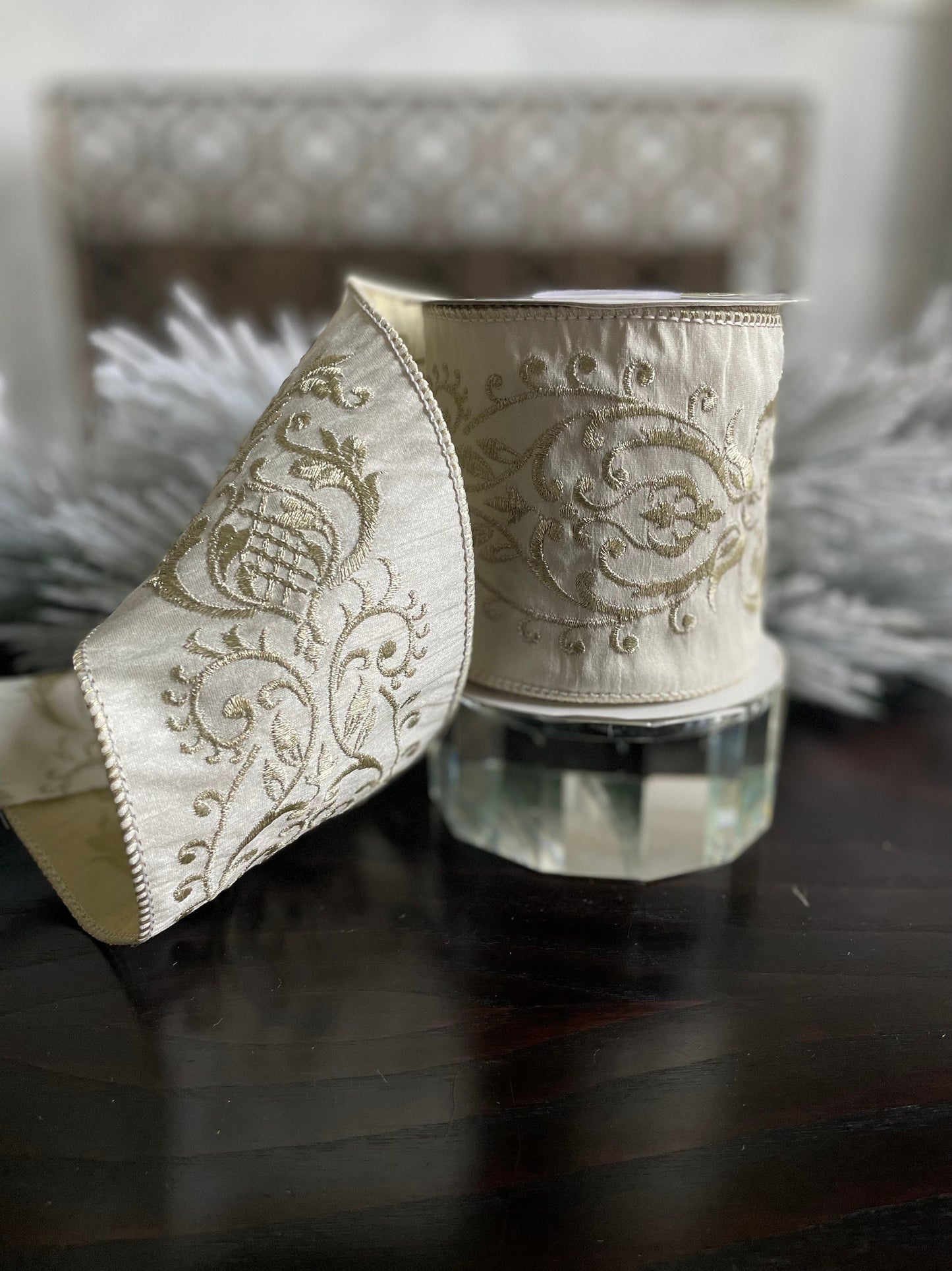 4” x 5 yds. Designer ivory and gold damask embroidered dupion ribbon. Wired. Regency.