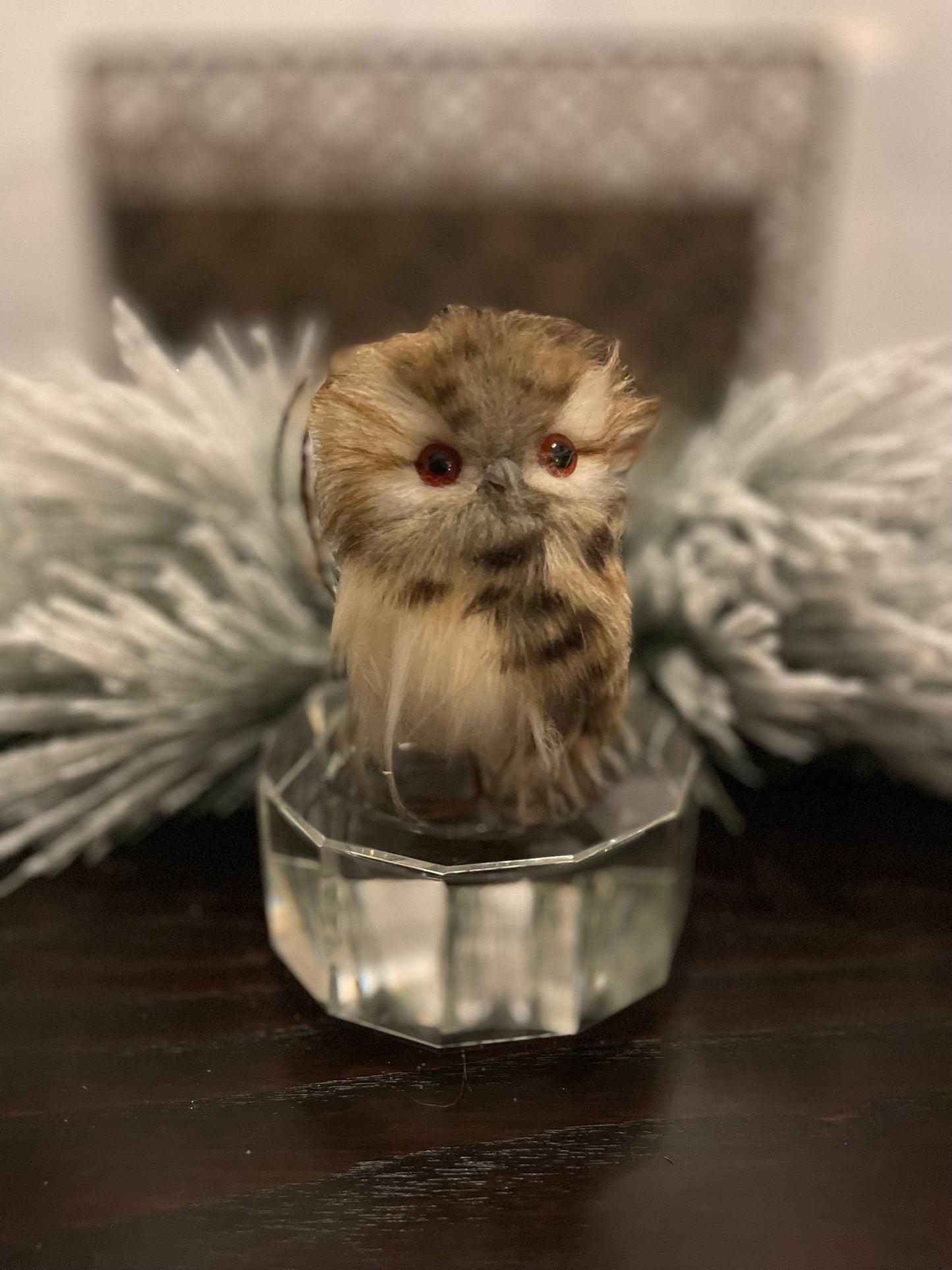 Set of 2. 5” Speckeld hoot owl ornament.