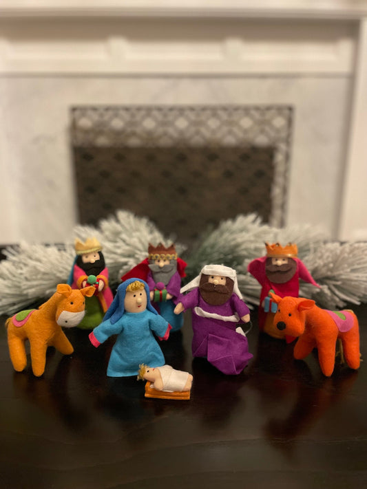 6" Nativity set. Fabric.