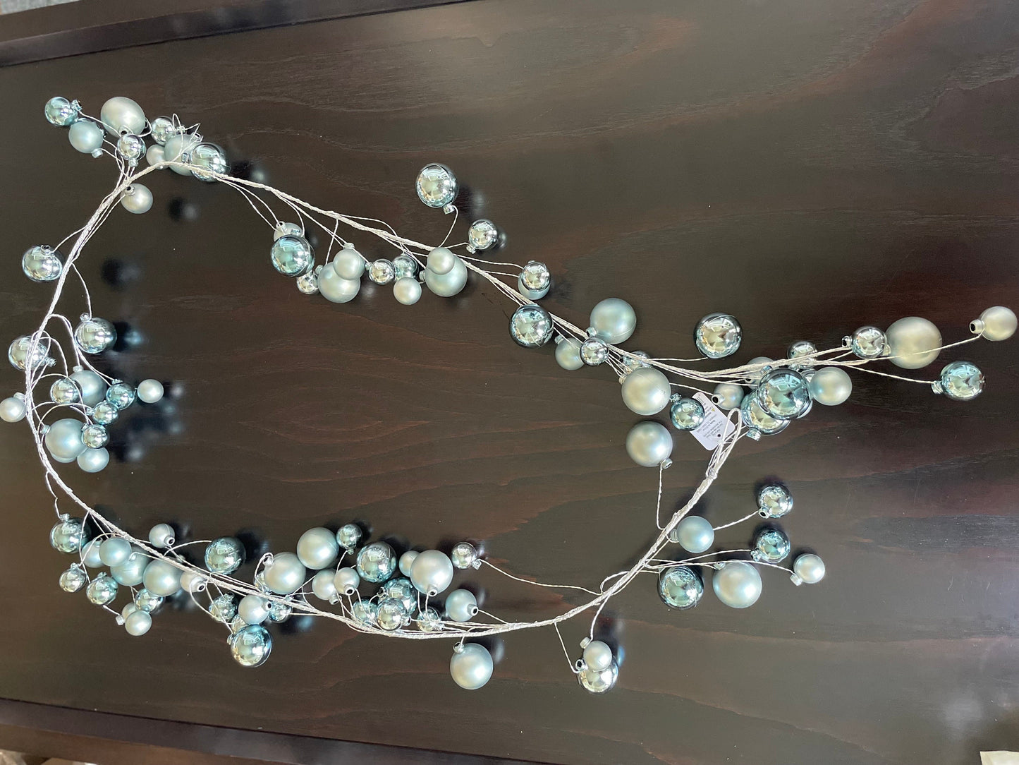 6’ Winter blue ball garland.