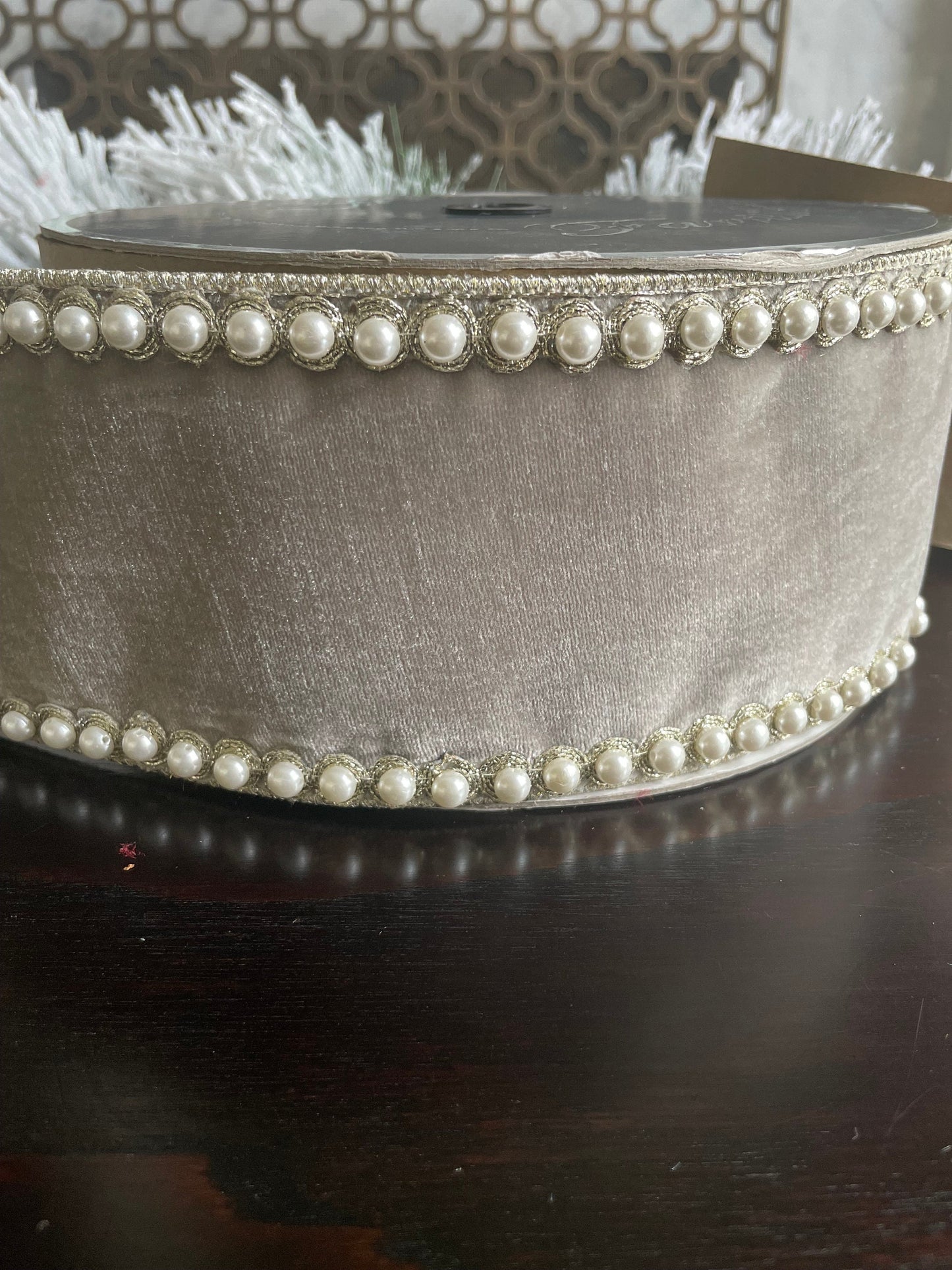 4” x 5 yds. Designer pearl borders platinum velvet wired ribbon.