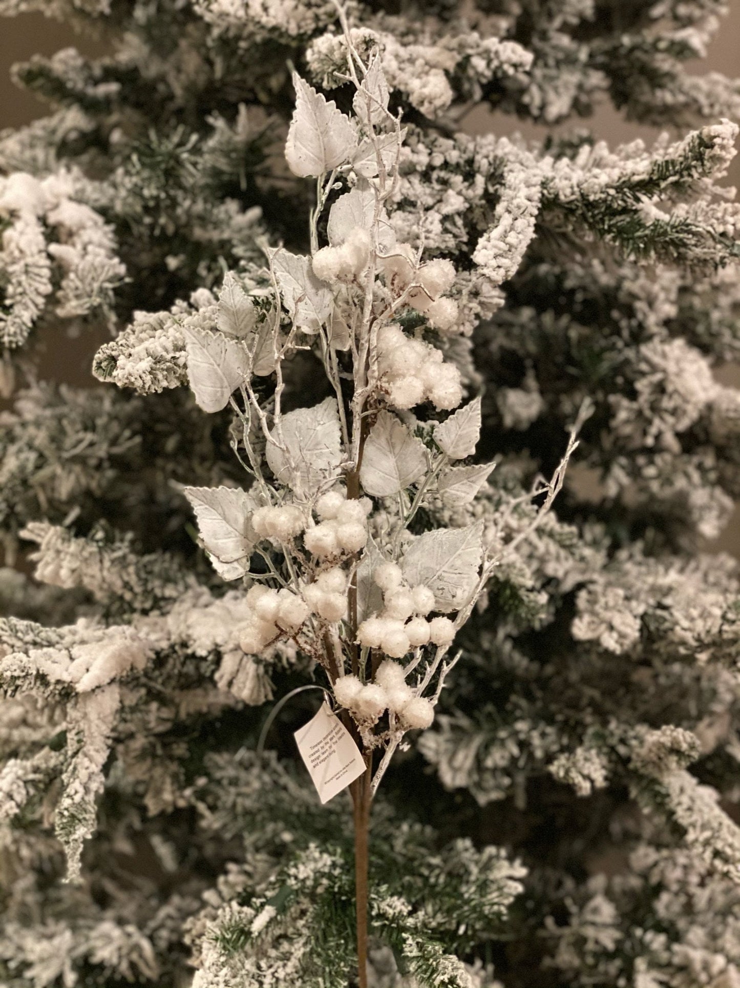 28" snowberry spray mark roberts