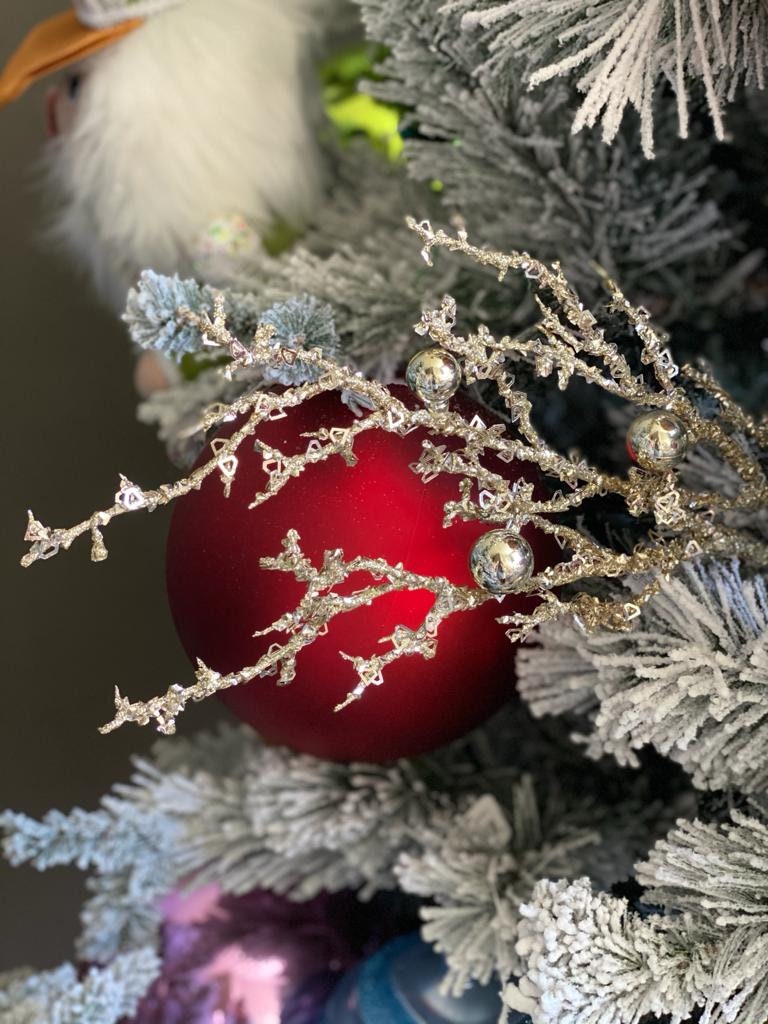 25" glitter twig/sequins/vp ball spray