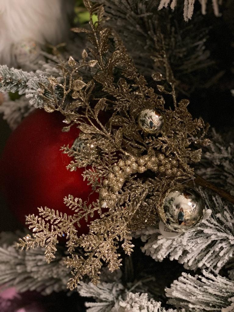 18"glitter smilax/berry/fir vp ball spray champagne