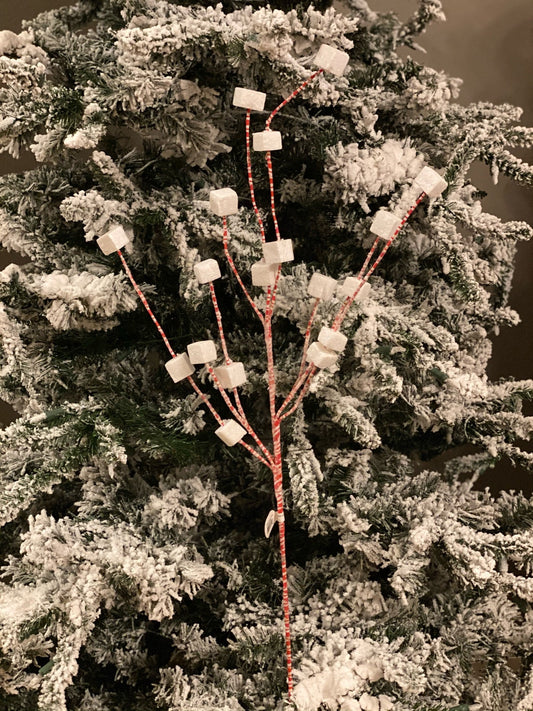 32" Frosted mini marshmallow cube spray