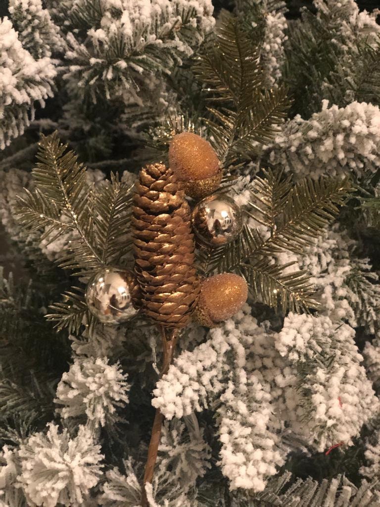 10" beaded acorn ball hemlock pick