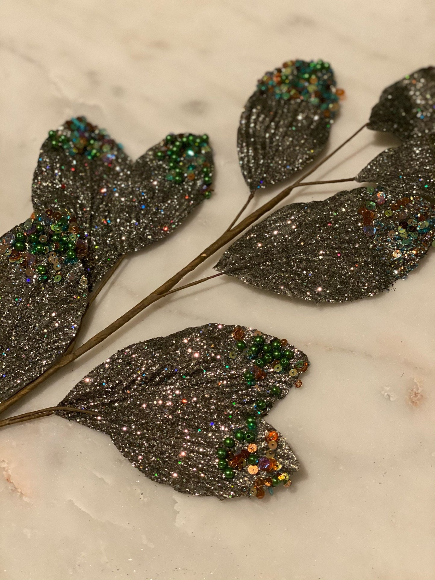 30" glittered laurel pick mark roberts