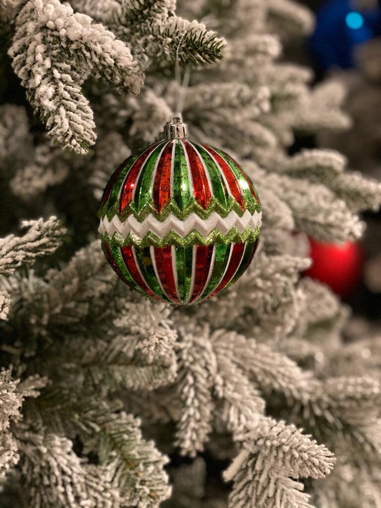 4” shatterproof Mercury ringed w/zigzag stripe ball candy set of 4 green, red and white