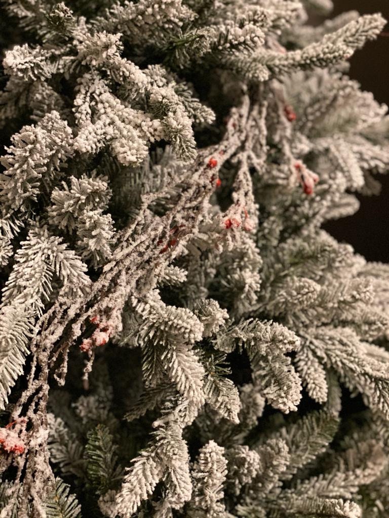 48" frosted twig/berry garland