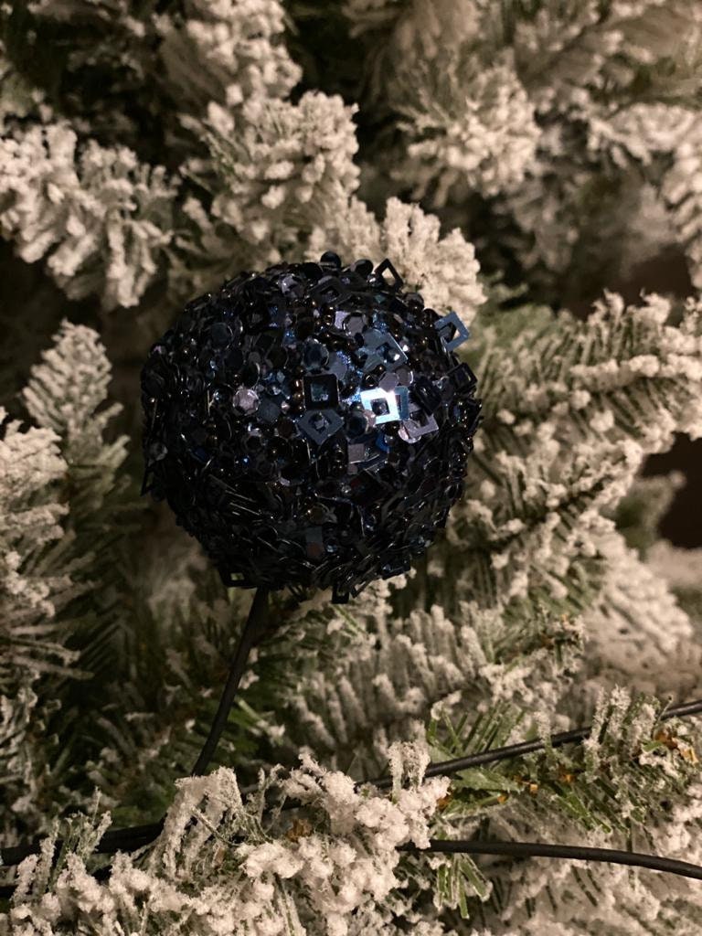 26" multi sequined ball spray