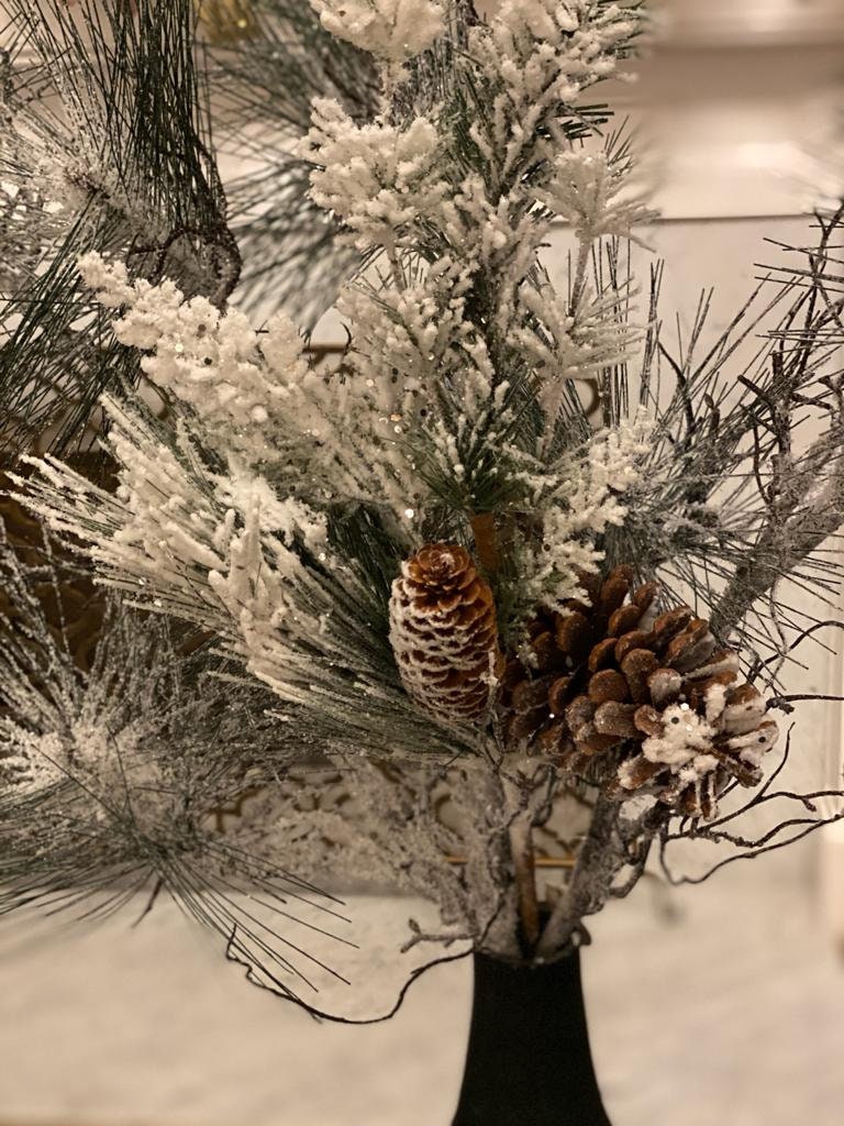 22" snow pine/cedar cone winter spray