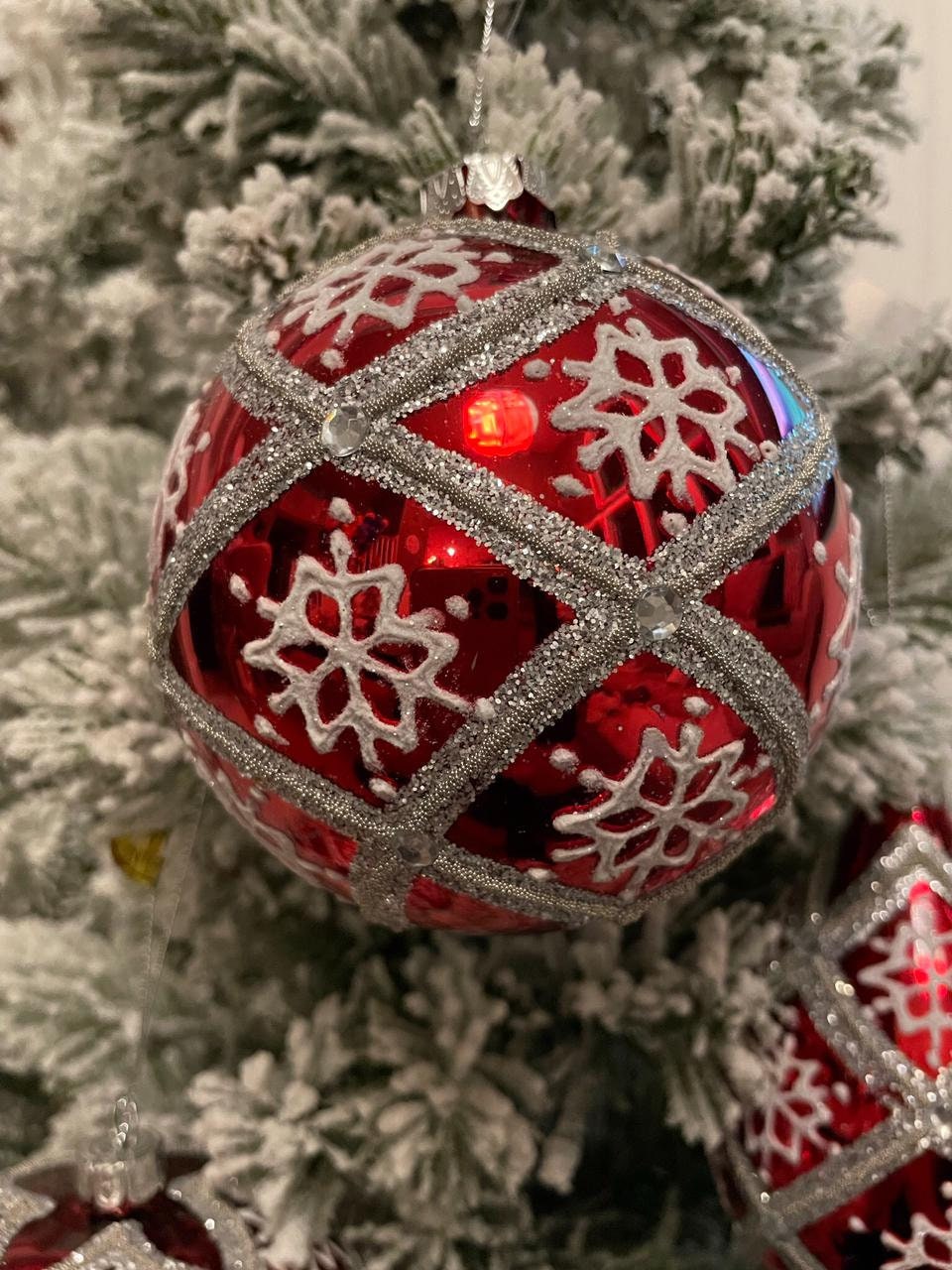 4"Diamond point and snowflake glass ornaments set of 3*