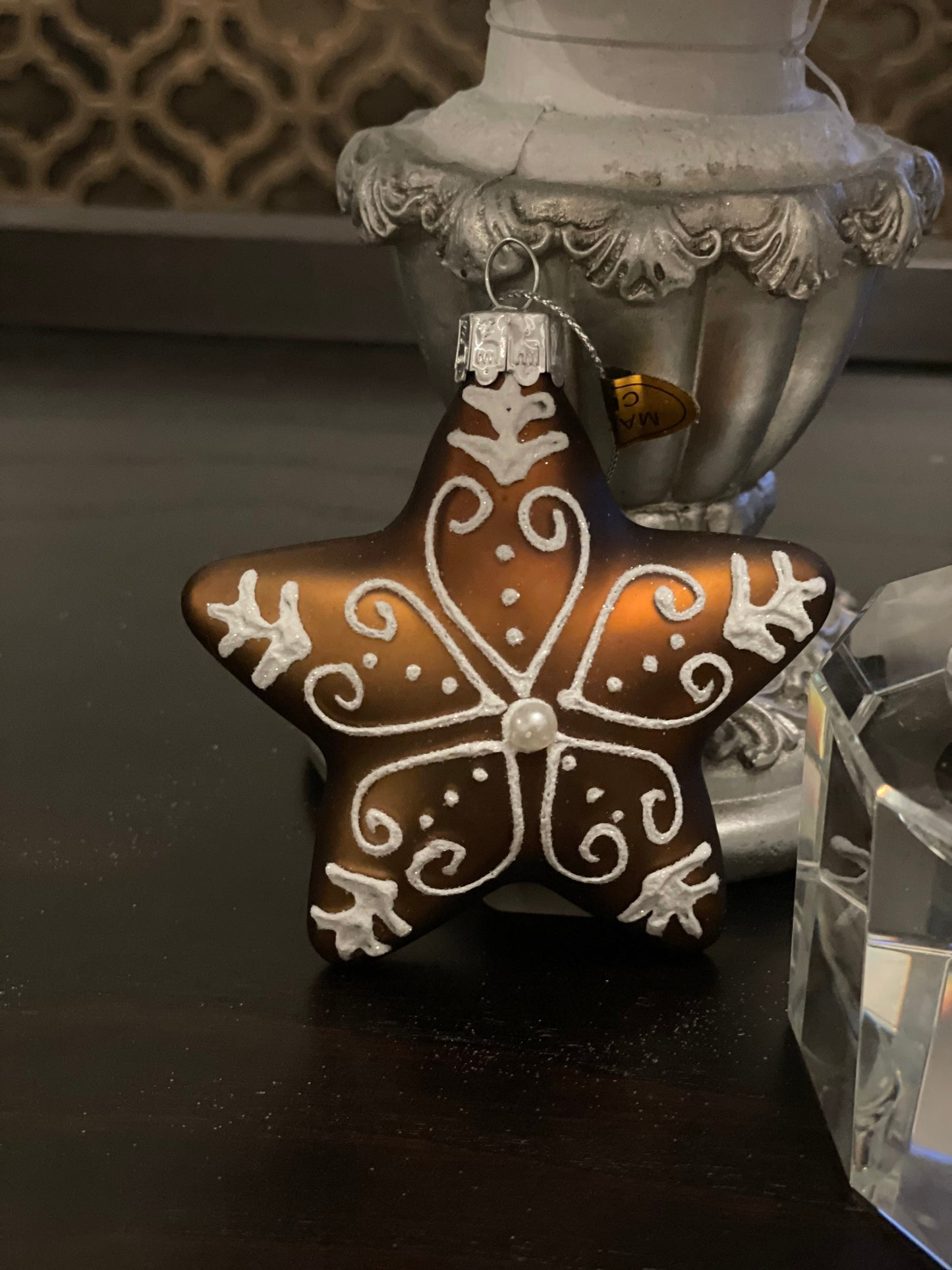 3.25" gingerbread star snowflake patterned glass ornament. set of 4.*