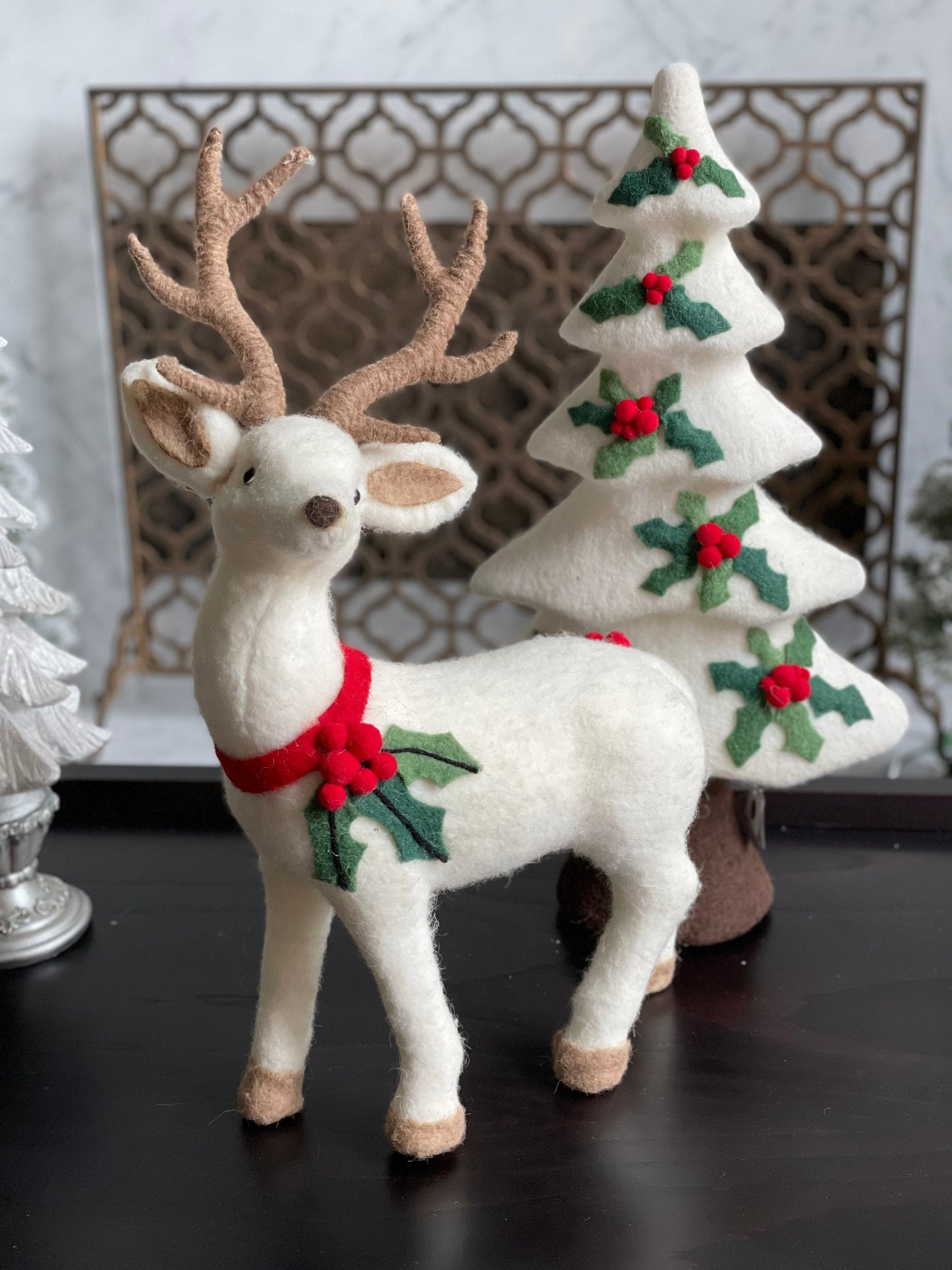 23.25” Tree with holly. Christmas. Lightweight.