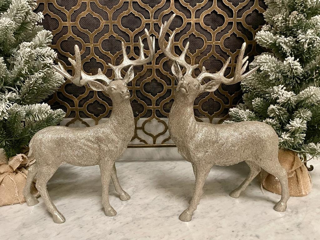 20.5" Deer silver. Tabletop. Display.