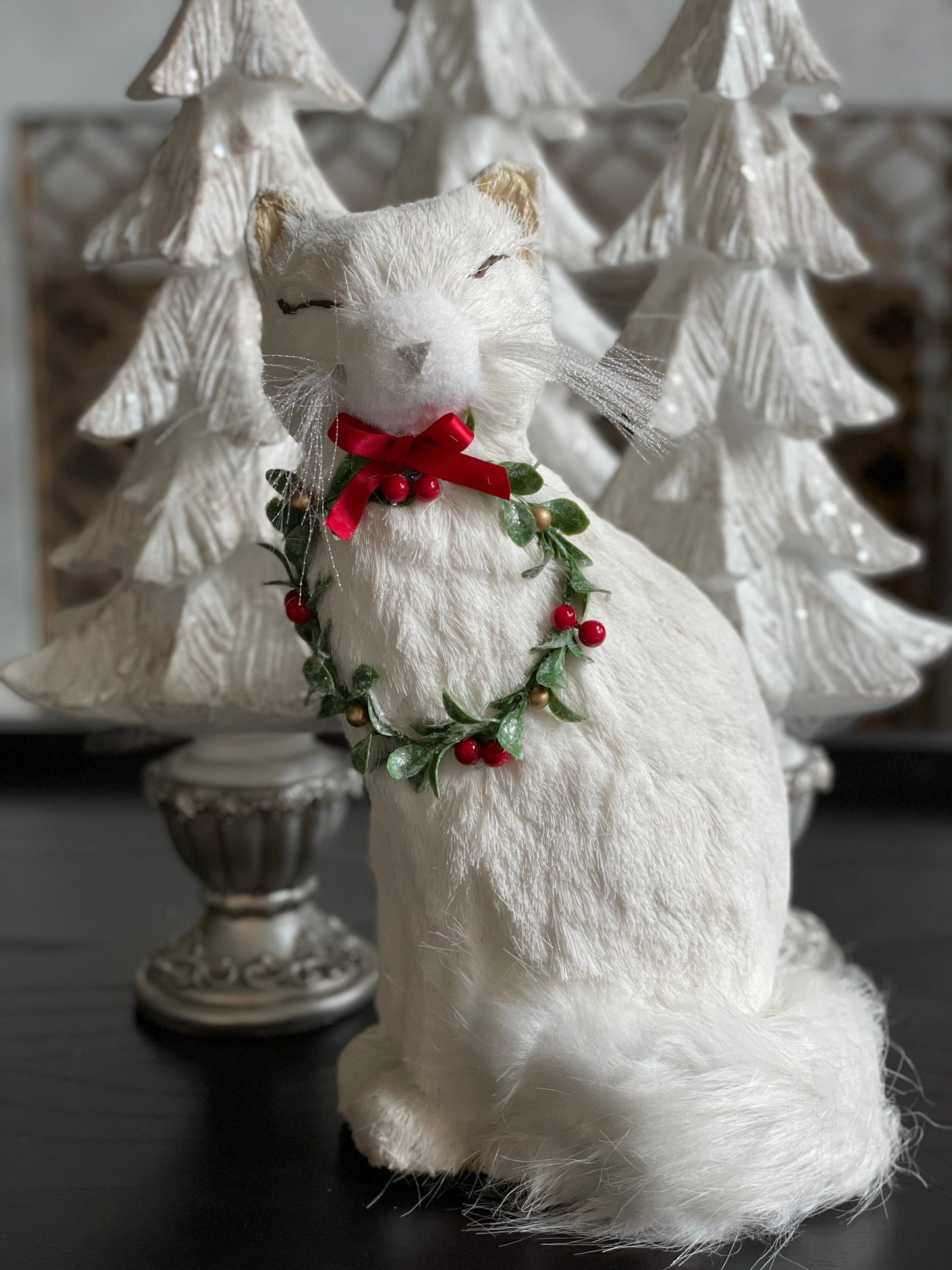 12.5” Cat with Holly and berry wreath. Christmas.