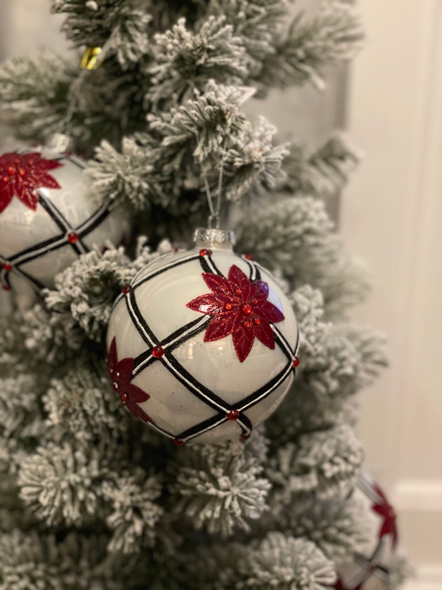 4" Poinsettia and diamond point glass ornaments set of 3. Ball, onion and finial.