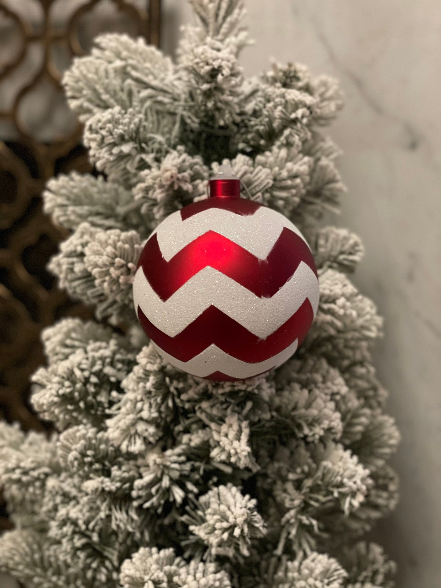 120 mm shatterproof chevron ball ornament. Red and white. Candy theme.*