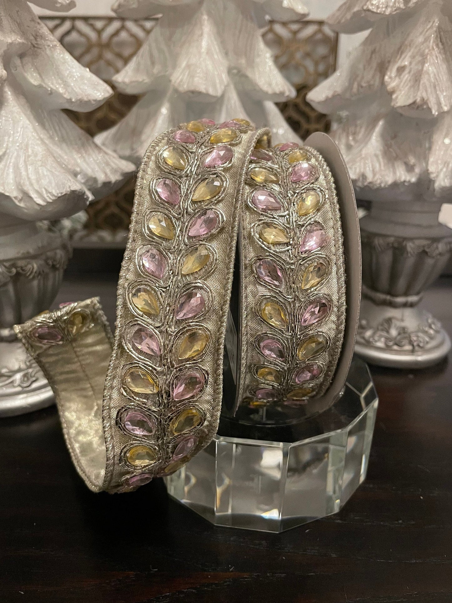 Designer wired pear shape jewel ribbon. 1.25” x 5 yards. Gorgeous!*
