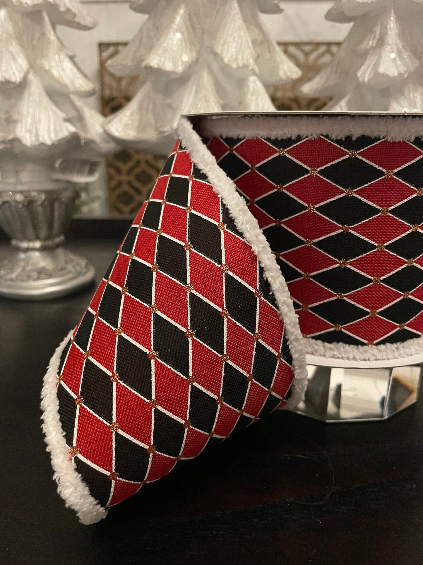 Harlequin outlined black and red ribbon. 4”x 10 yards. Wired.*