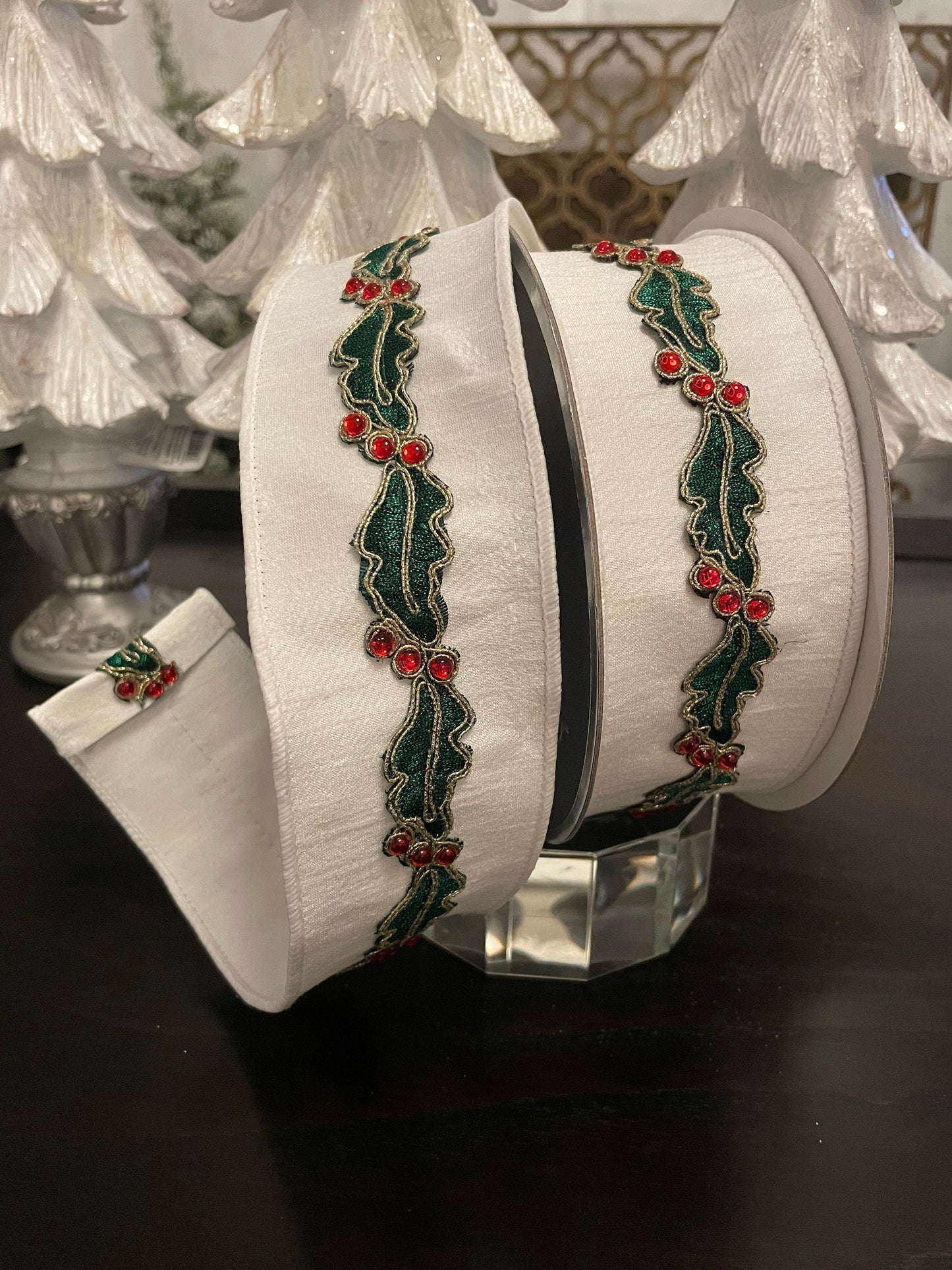 Holly border white ribbon. 2.5”x 10 yards. Wired.*