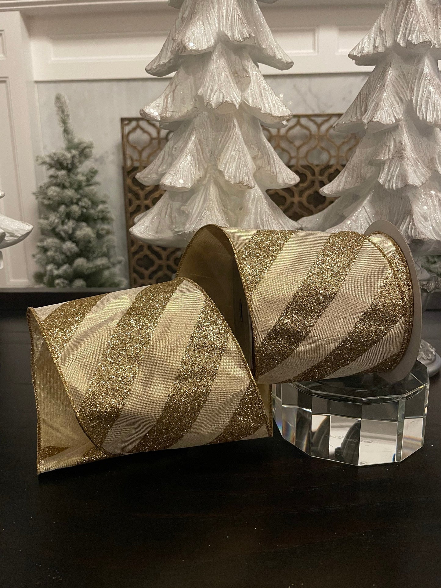 Designer metallic dupion candy gold ribbon. 4”x 10 yards. Wired.*