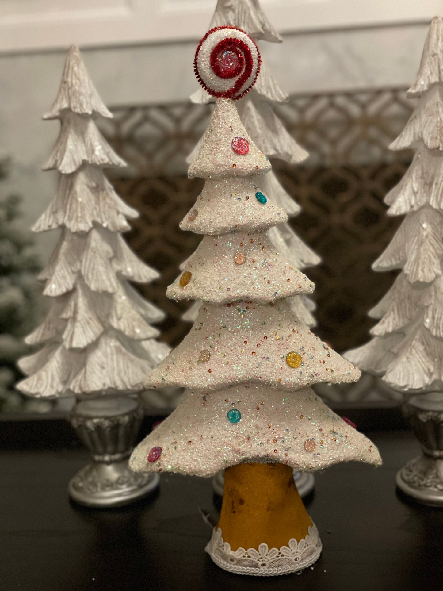 16” Confetti candy tree. Christmas. Lightweight. Only one tree.