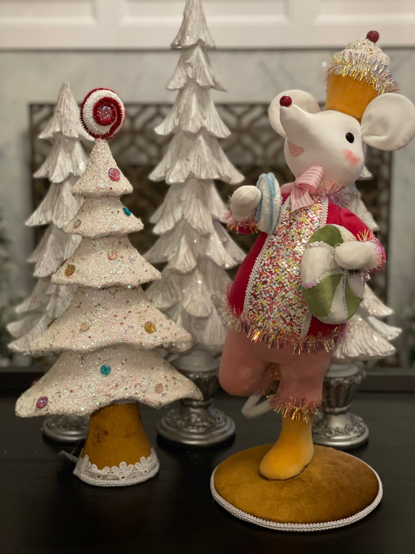 16” Confetti candy tree. Christmas. Lightweight. Only one tree.