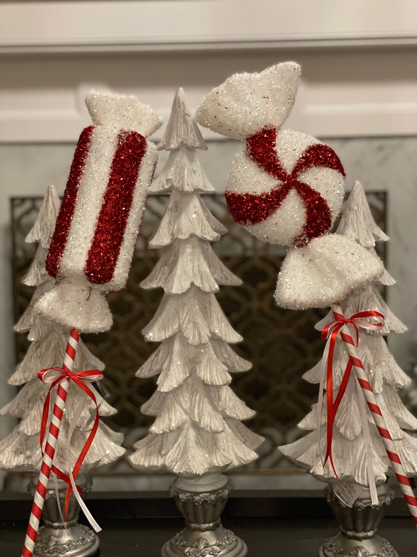 25” Glitter peppermint stick spray. Red and white. Candy size 12” x 4” and 12”X 6”. Set of 2.