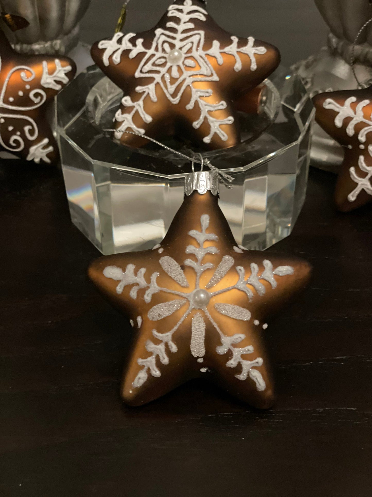 3.25" gingerbread star snowflake patterned glass ornament. set of 4.*