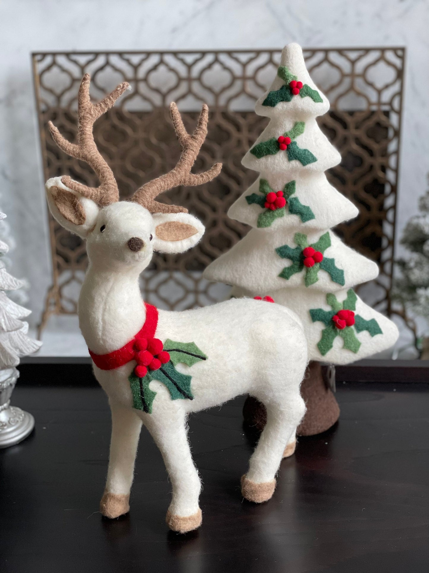 23.25” Tree with holly. Christmas. Lightweight.