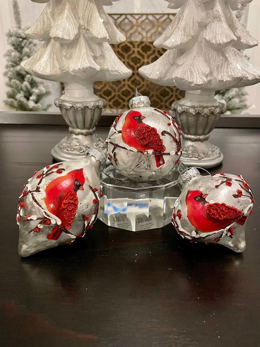 3” Cardinal glass ornaments set of 3. Ball, onion and finial.*